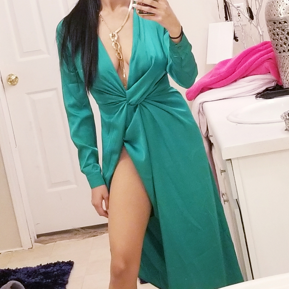 Dress - Picture 2 of 2